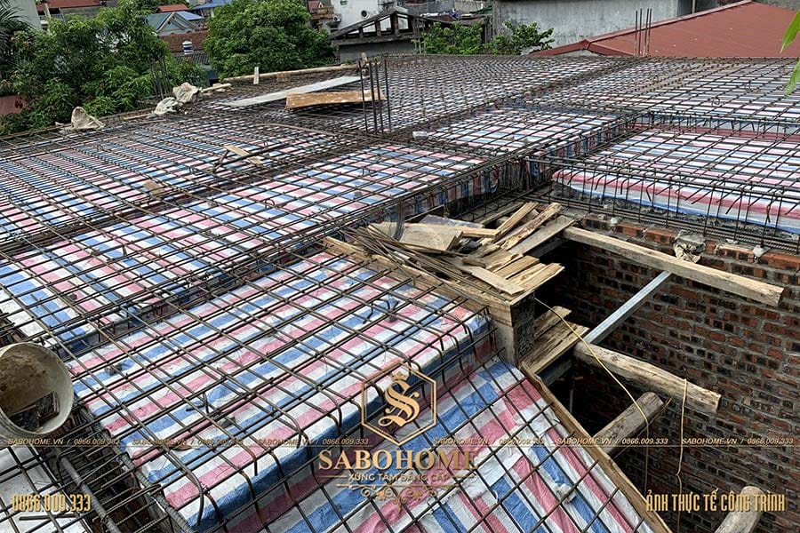 Giam-sat-thi-cong-mai-2-biet-thu-3-tang-thai-nguyen-1-BT61