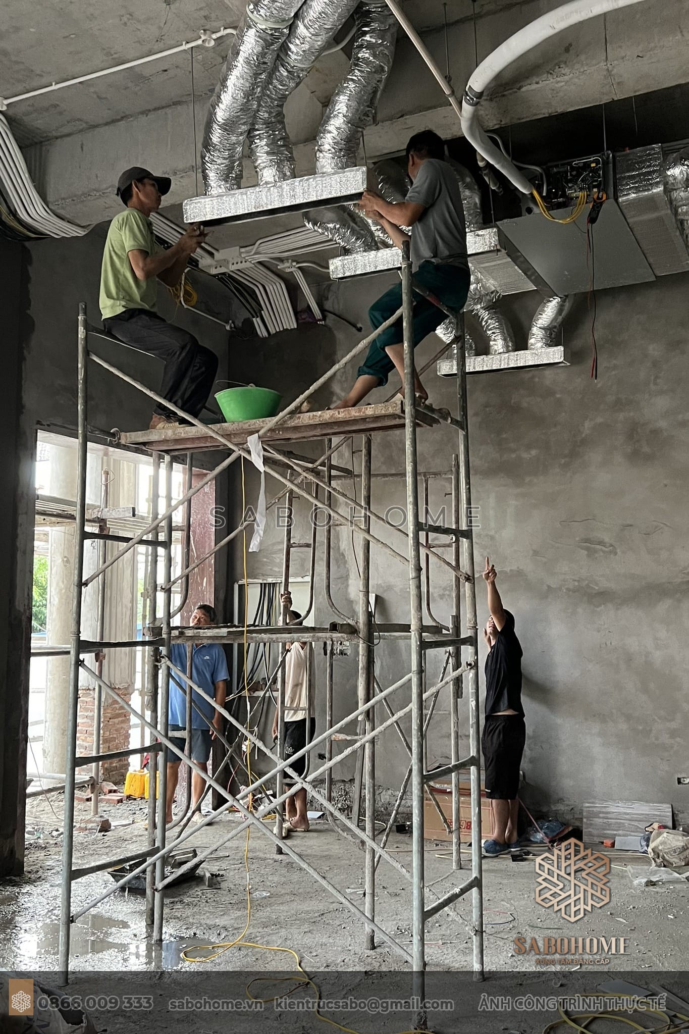 Hãy để chúng tôi cập nhật tiến độ thi công để biệt thự của bạn trở thành một tuyệt tác nghệ thuật Cập nhật tiến độ thi công - Điểm tựa cho sự hoàn thiện vượt trội tại biệt thự vườn Quốc Oai